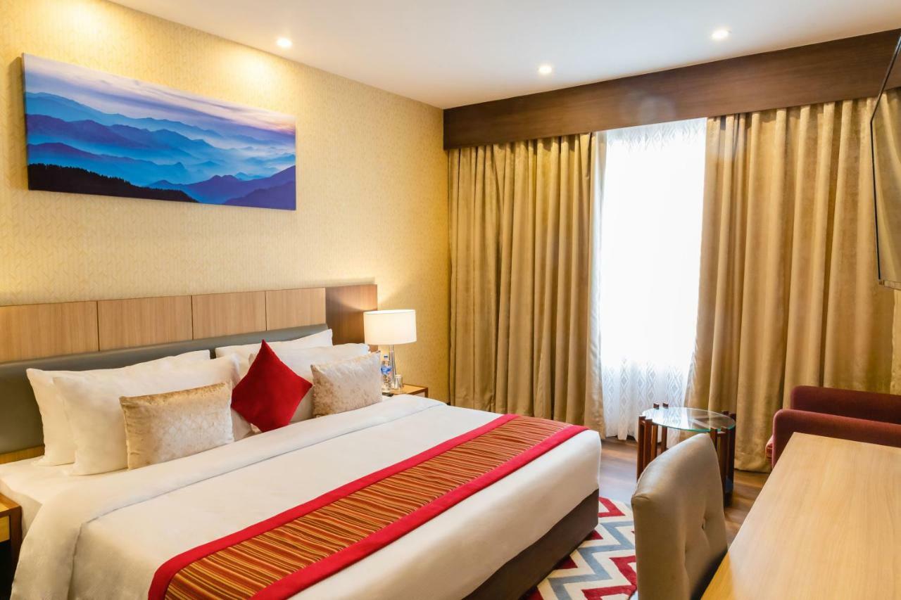 Vivanta Chitwan Bharatpur Бхаратпур Екстер'єр фото